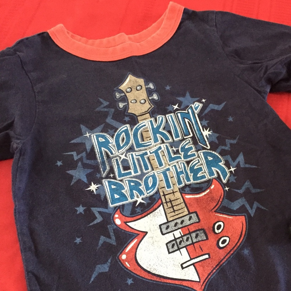 ⚡️🎸🎤🎶Children’s Place little brother t- - Picture 3 of 4